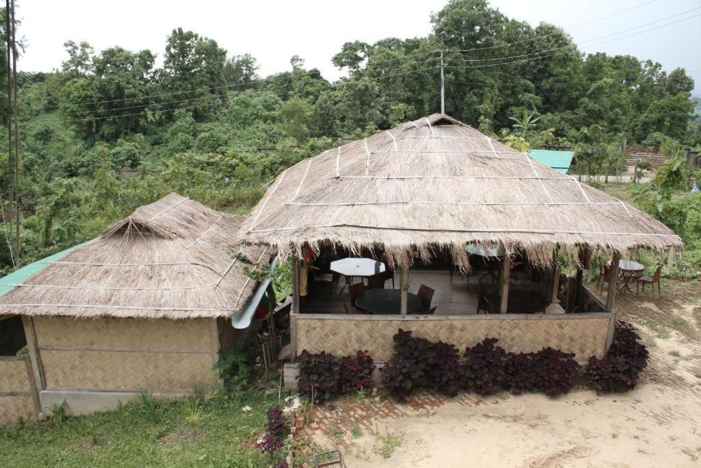 Fanush Resort Bandarban Luaran gambar